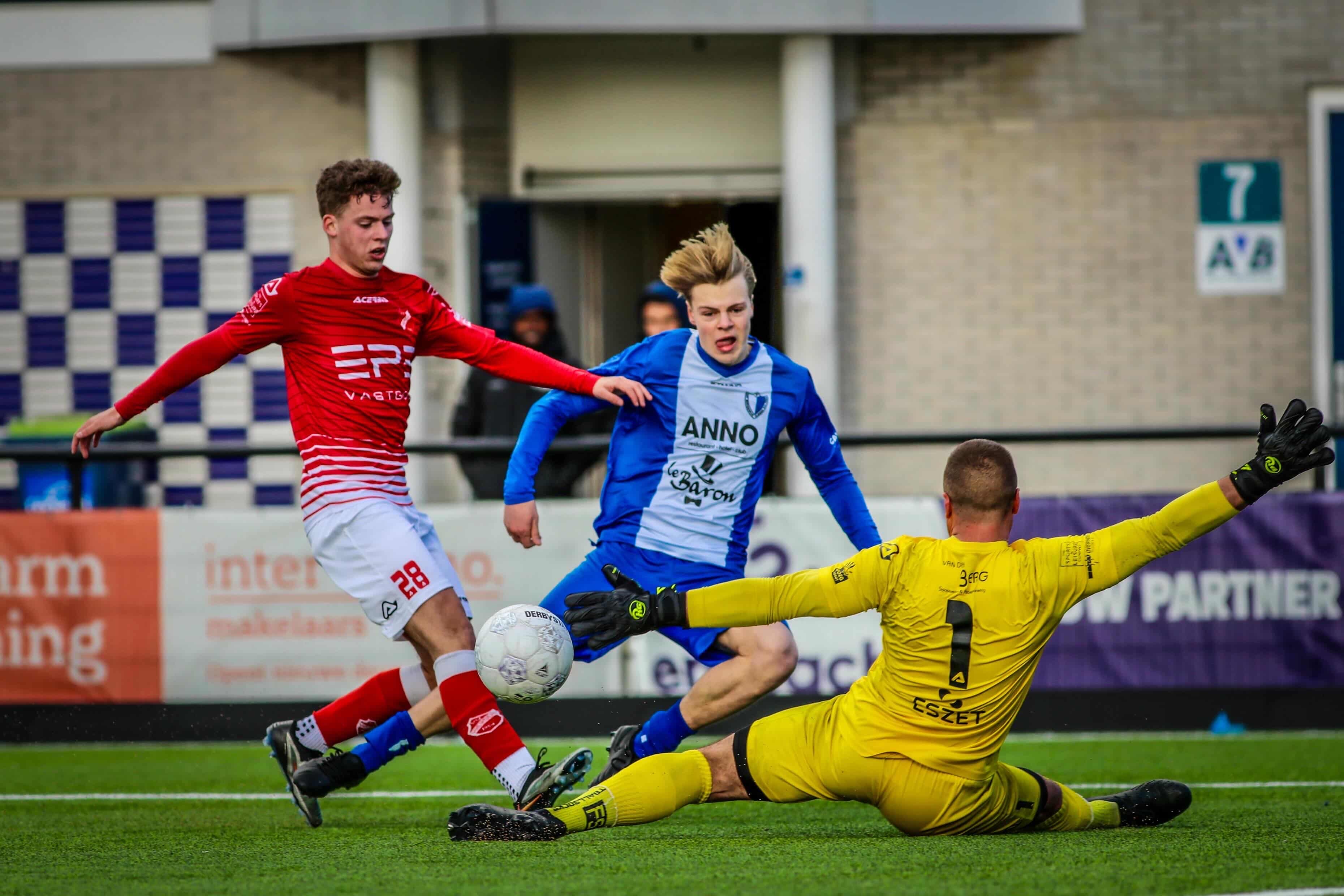 Waterwijk had kunnen uitlopen naar 4-2, maar liet dat na.