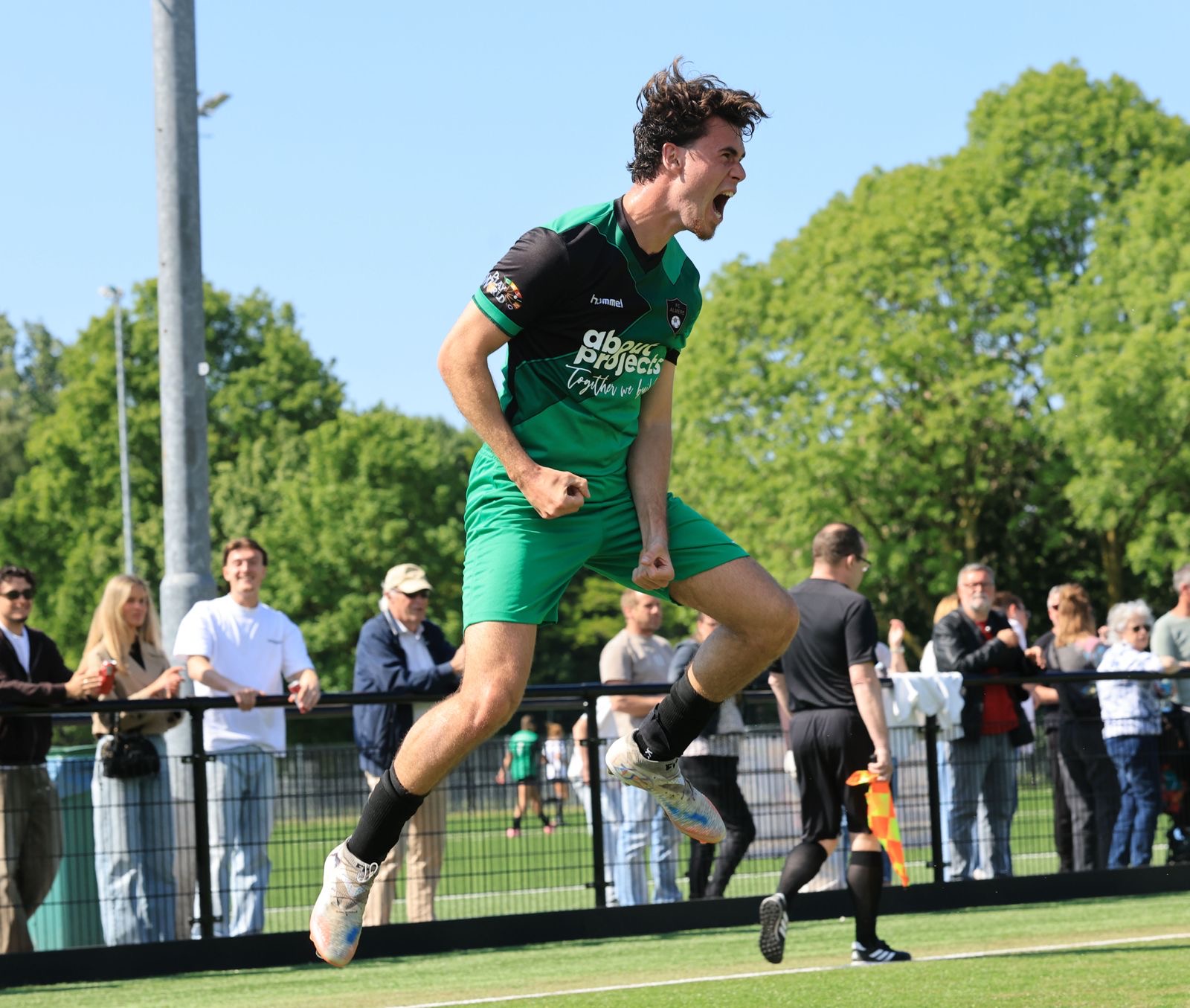 De buit was binnen dankzij het derde doelpunt van Collin Bogaard.