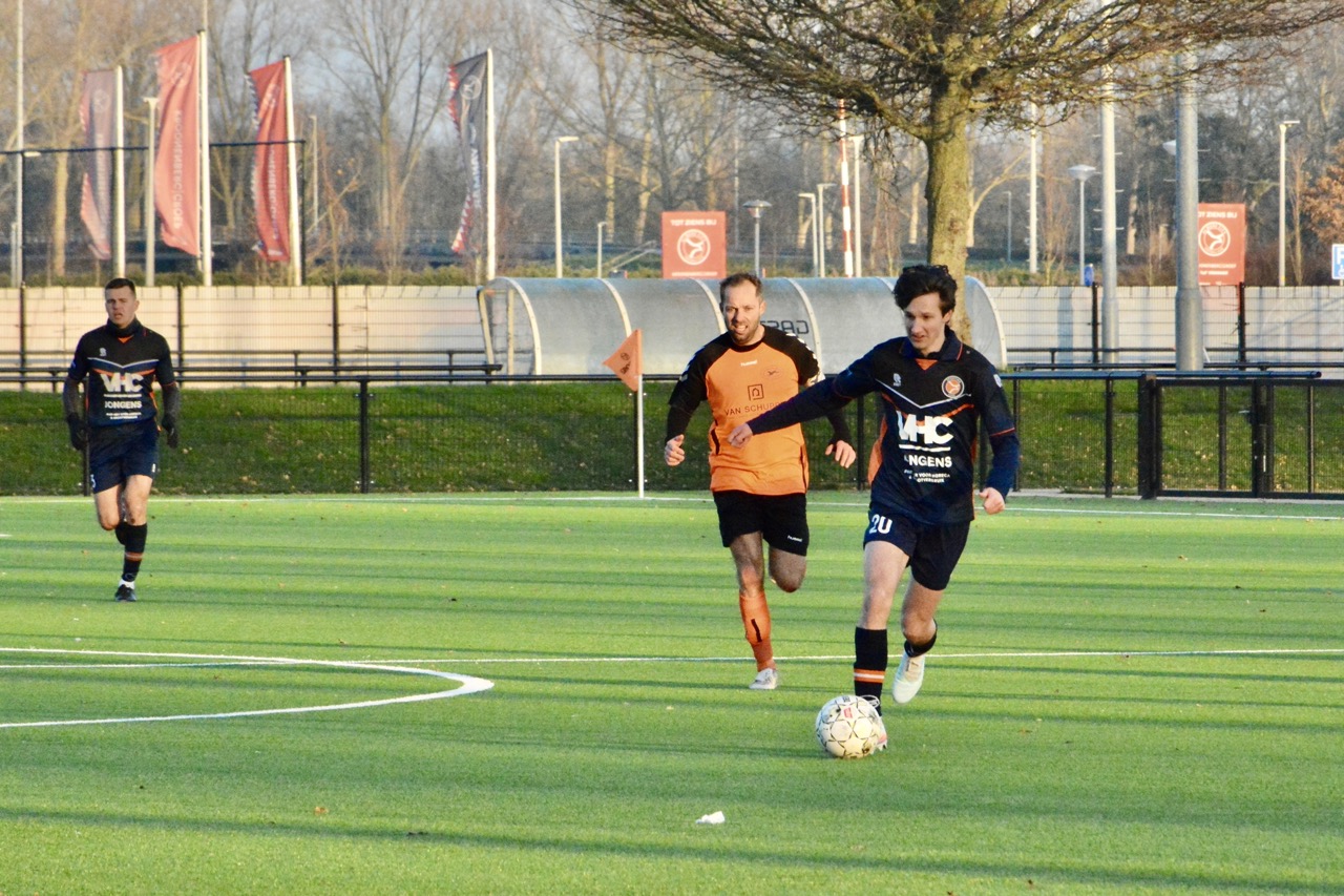 Tom Beck dribbelde door en leverde de assist bij de 1-1.