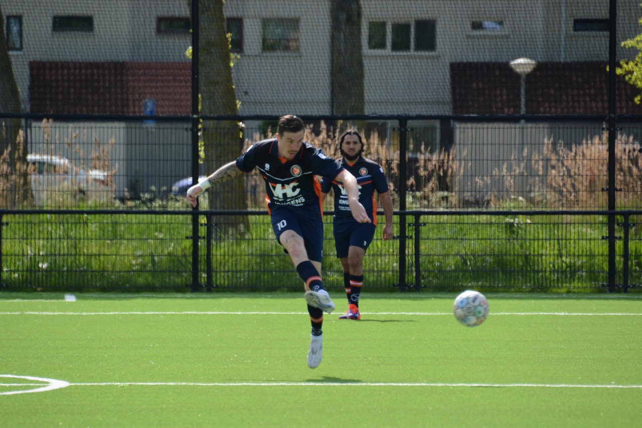 Renzo van Jaarsveld werd de matchwinner.
