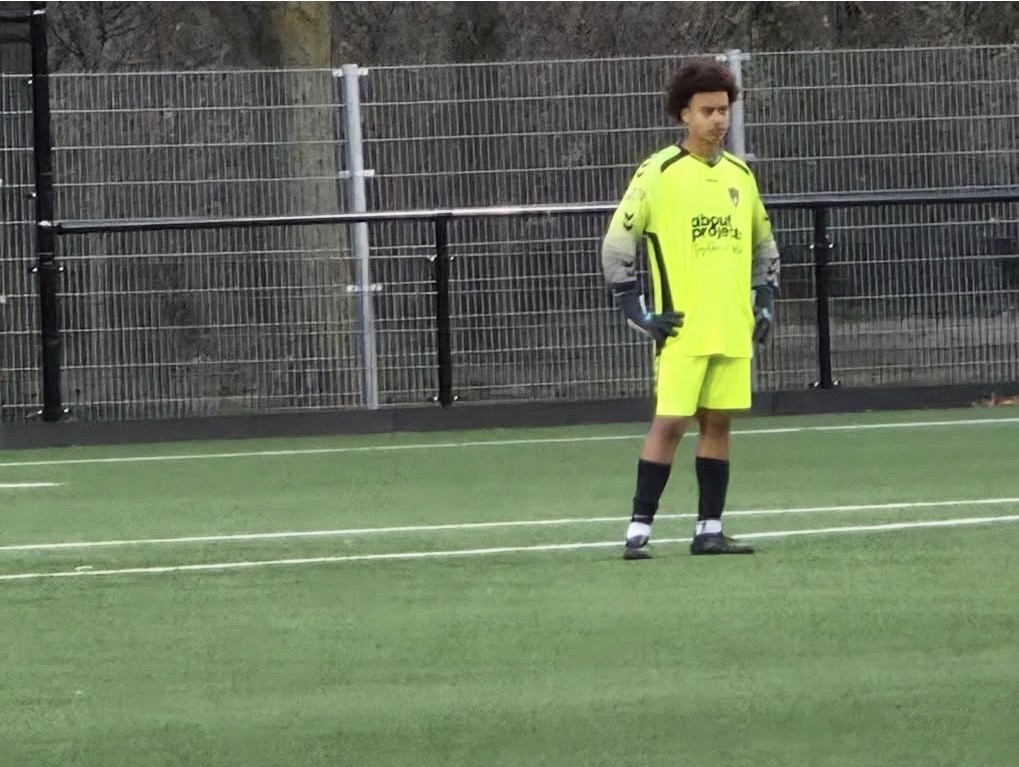 Tijan van As maakte zijn debuut bij FC Almere.