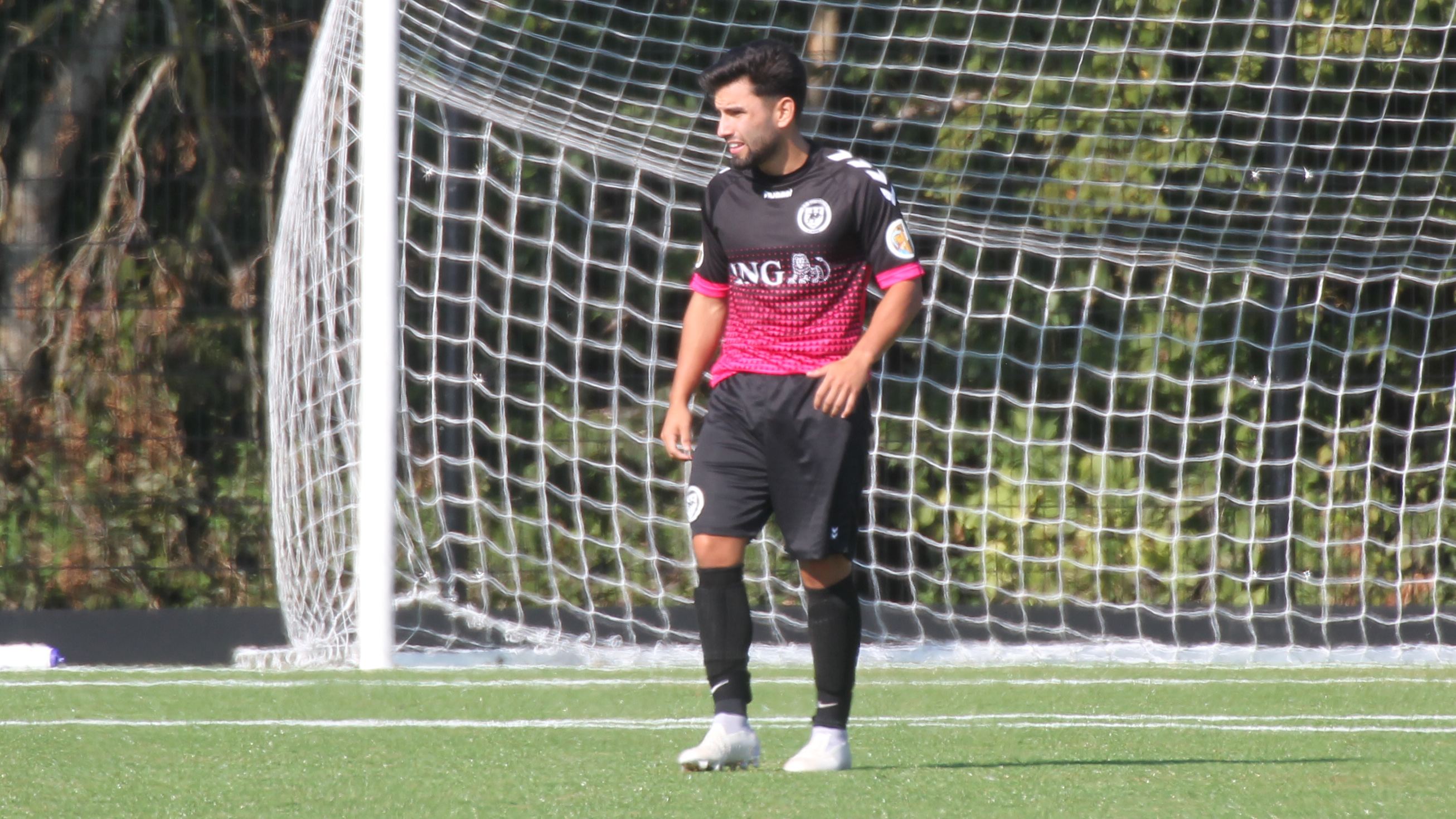 Marlon Vera Velez in de vorige derby tegen Waterwijk (Archieffoto: Lenno van Dekken).